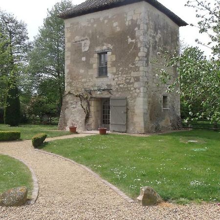 La Tour Du Grand Boust Villa Longué Екстериор снимка